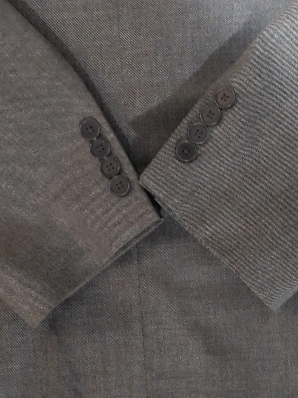 Calvin Klein Gray 2-Piece Suit 48R Jacket 40x30 Pants Regular Fit Pockets